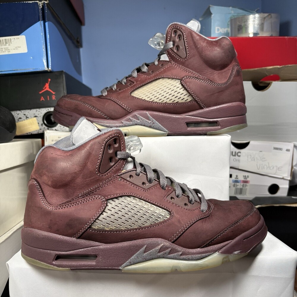 Size 8.5 - Air Jordan 5 Retro SE 2023 Burgundy